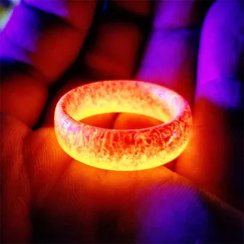Moda Luminosa Resina Anel Anel de Dedo Multicolor Anéis Romântico Brilham NO Escuro Anel Para Mulheres, Homens Jóias Festa Presente
