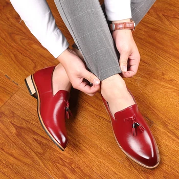 M-anxiu Moda Dedo Apontado de Negócios Sapatos Brogue Homens PU Sapatos de Vestido Casual Suave Respirável, Sola de Borracha de Casamento Sapatos de 2020 Novo